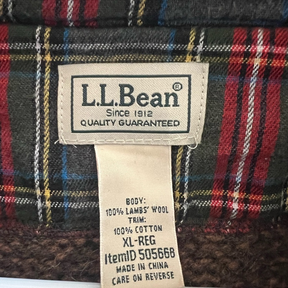 LL Bean Mens Brown Sweater Lambs Wool Size XL Regular - Picture 2 of 4
